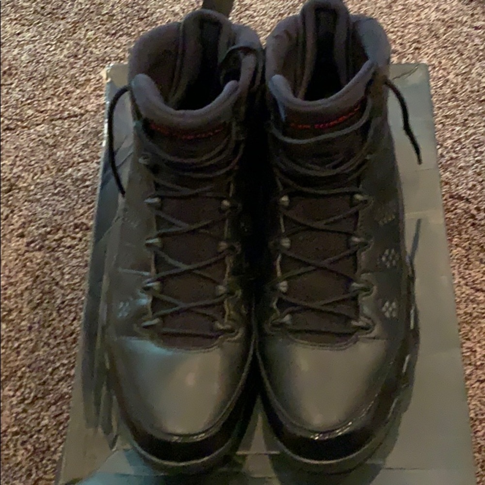 Jordan 9 Bred Black Size 13